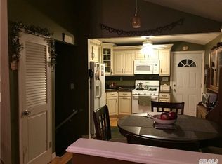 1586 Baldwin Blvd, Bay Shore, NY 11706