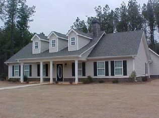 119 Laurel Ln, Social Circle, GA 30025