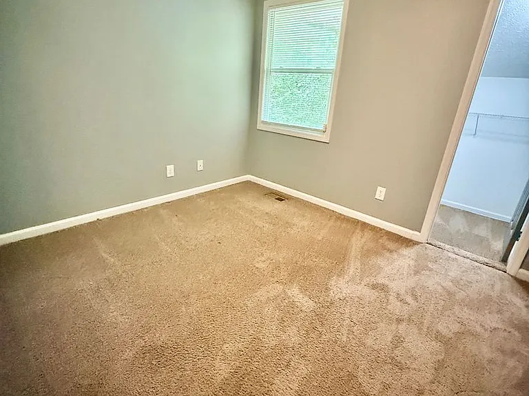 3303 Leslie Ct — Photo 18