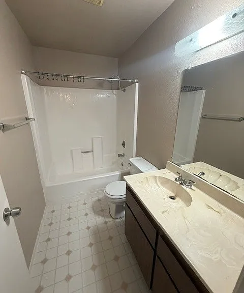 1066 Eleanor Ave — Photo 18