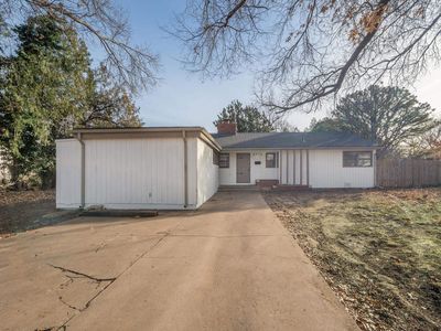 2314 S Crestway St, Wichita, KS, 67218