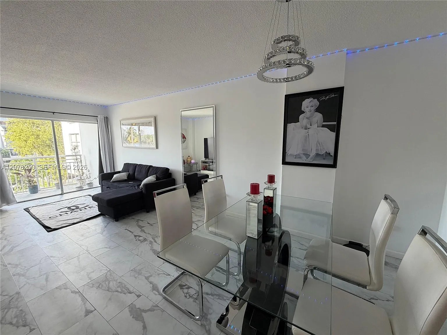 Coastal Towers Condo — Photo 3