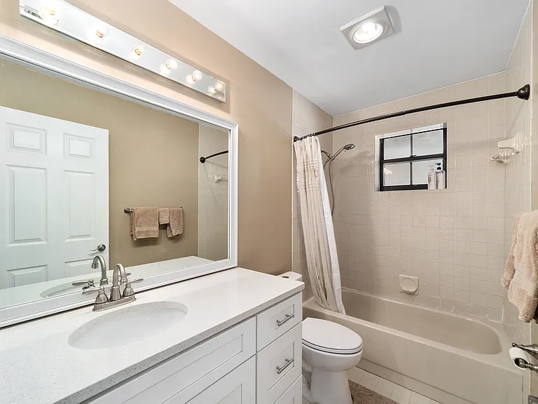 11025 SW 128th Ave — Photo 18