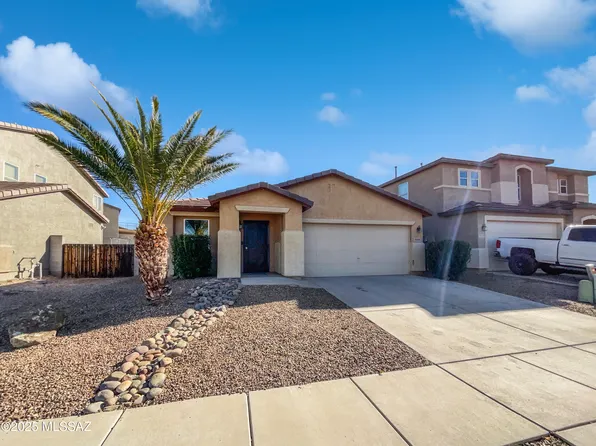 9340 N Red Diamond Ave, Tucson, AZ 85742