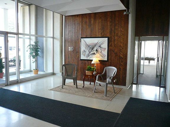 3rd image of 715 W Michigan Ave APT 308