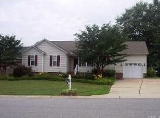 1016 Barnfield Ct, Fuquay Varina, NC 27526