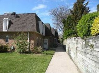 655 Middle Country Rd APT 8A2, Coram, NY 11727