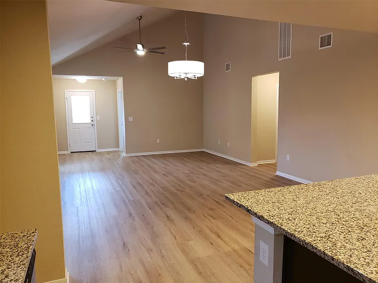 14905 Harkness Pass — Photo 8