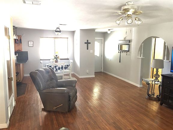 4th image of 1 La Paloma Pl
