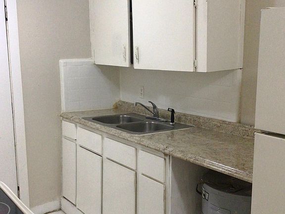 4th image of 4974 Paris Ave