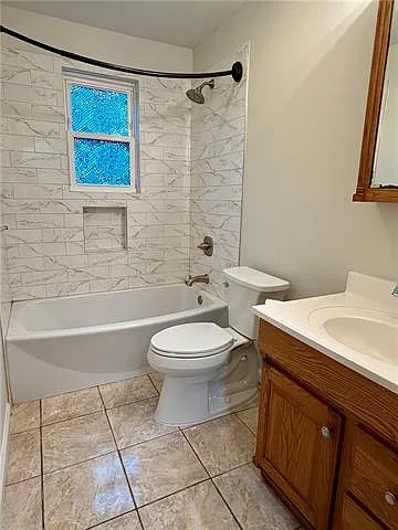 3 bed, 2.0 bath, 1696 sqft, $2,500 — Photo 4