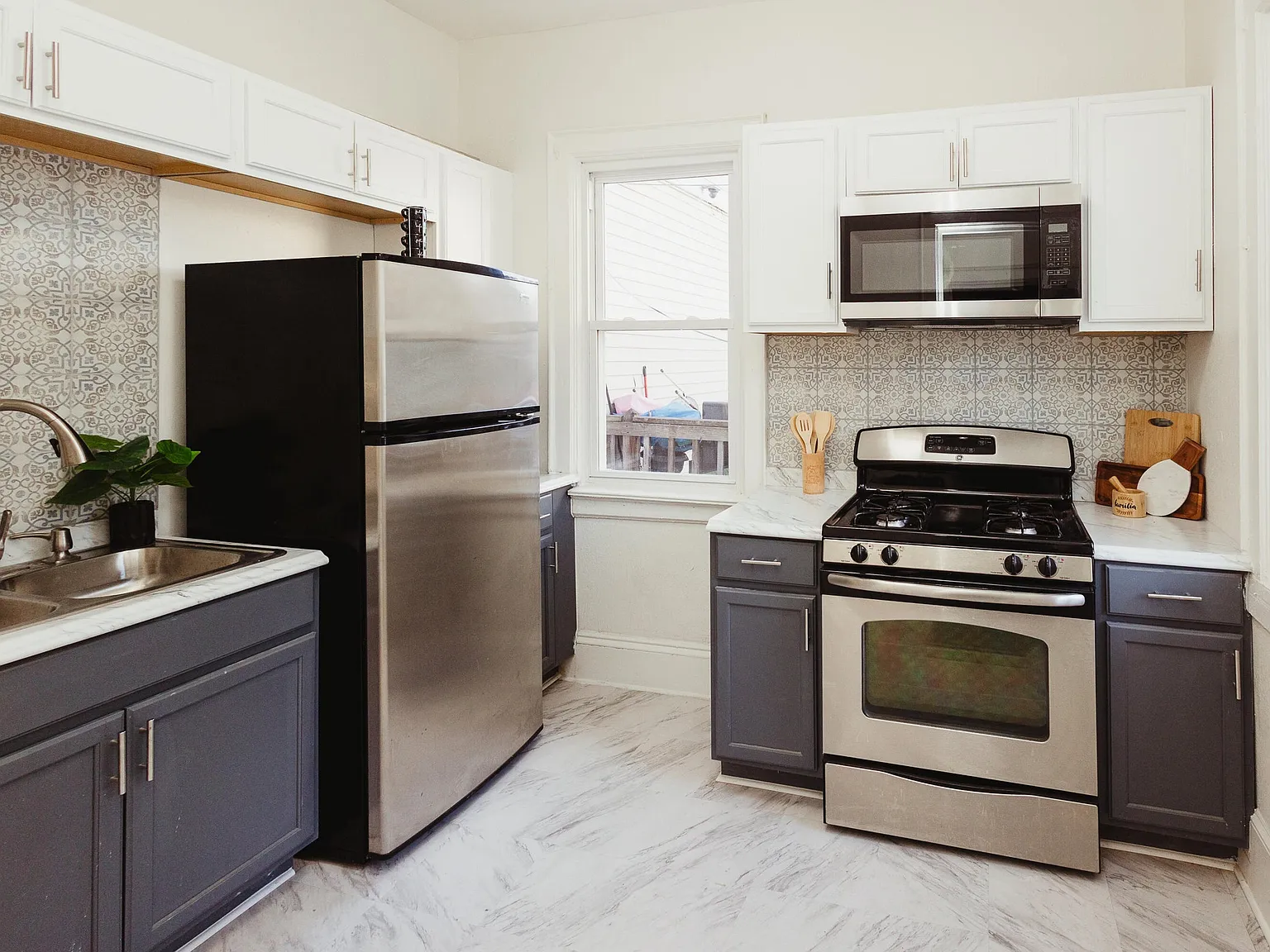 4 bed, 1300 sqft, $1,650 — Photo 4