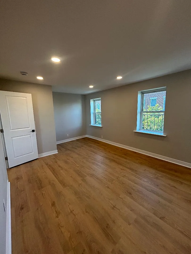 1 bed, 720 sqft, $1,850 — Photo 2