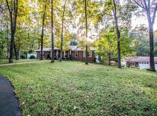 1287 Greenhill Rd, Bowling Green, KY 42103