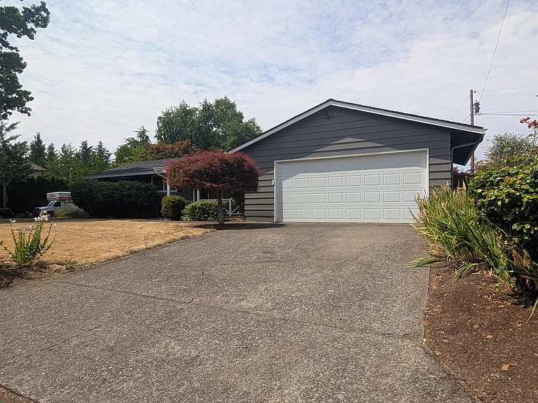 4118 Scottdale St — Photo 2