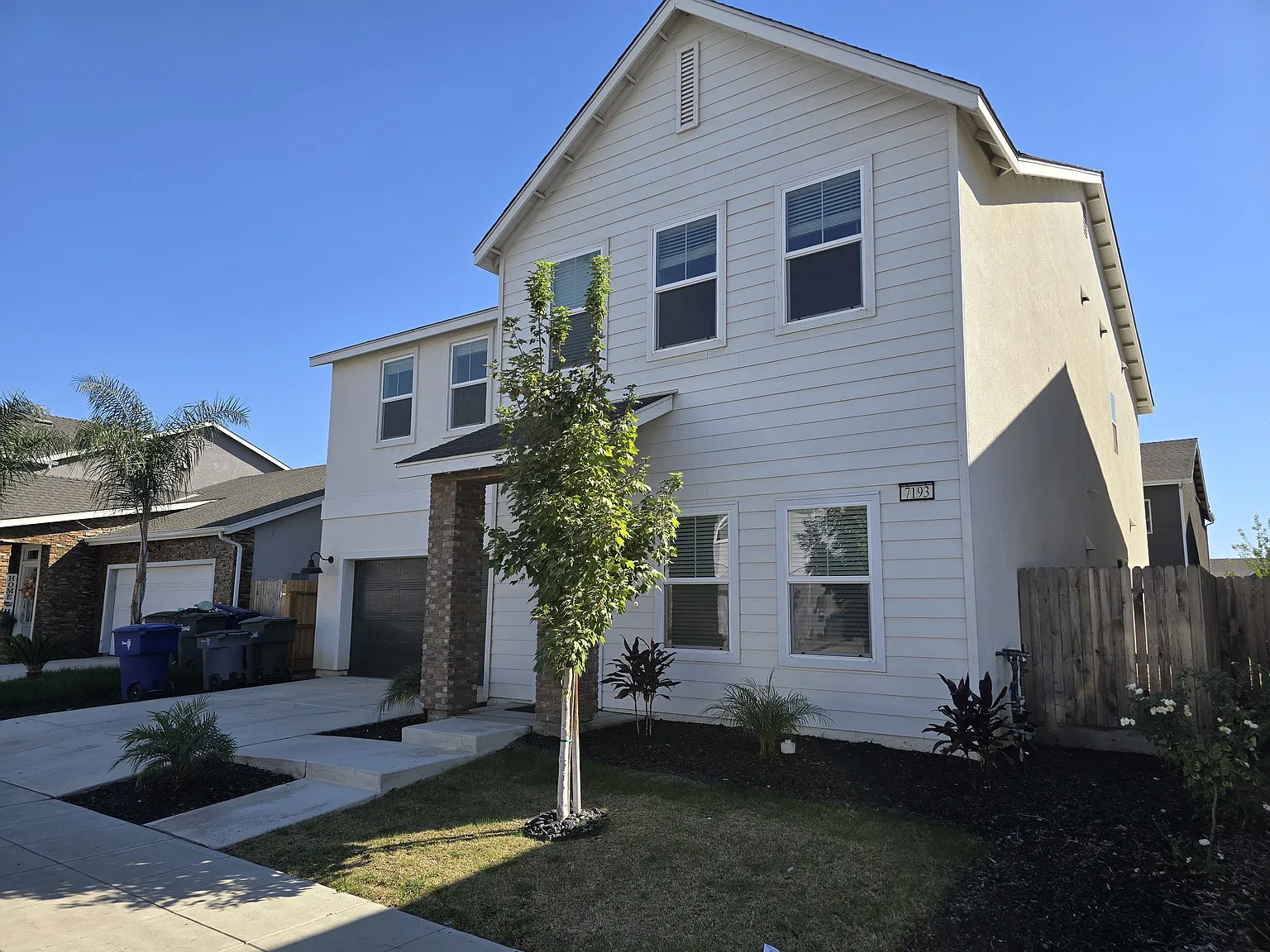 5 bed, 3.5 bath, 2985 sqft, $3,500 — Photo 4