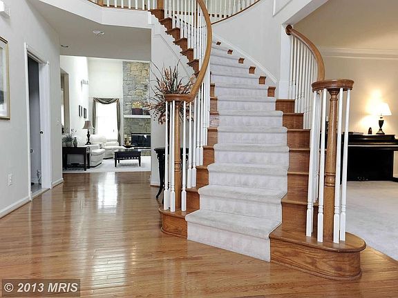 2nd image of 3757 Penderwood Dr
