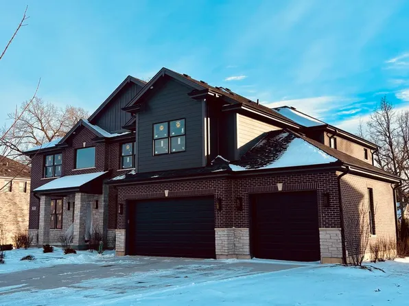 1178 Sycamore Dr, Lake Zurich, IL 60047