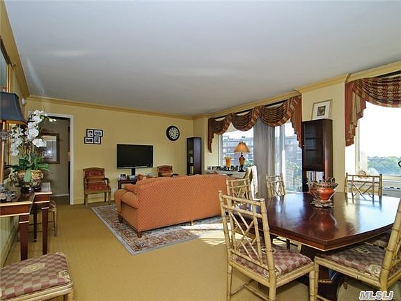 2nd image of 111 Cherry Valley Ave APT 706