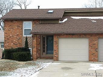 1st image of Fox Meadow Ln