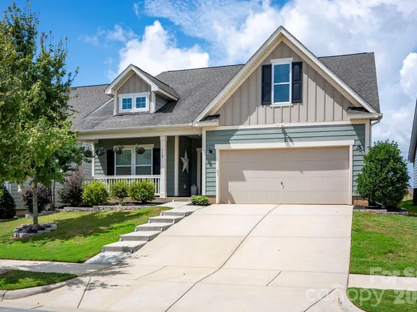 112 Jana Dr, Statesville, NC 28677