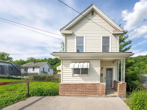 593 Clark St, Morgantown, WV 26501