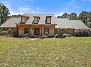 337 J C Prestage Rd, Pelahatchie, MS 39145