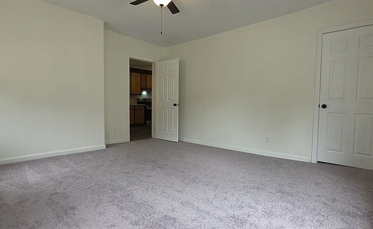 16 Central St #2 — Photo 11