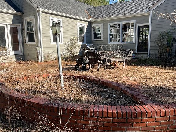 4th image of 648 Honoraville Rd