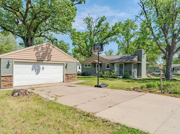 443 6th St NE, Saint Cloud, MN 56304