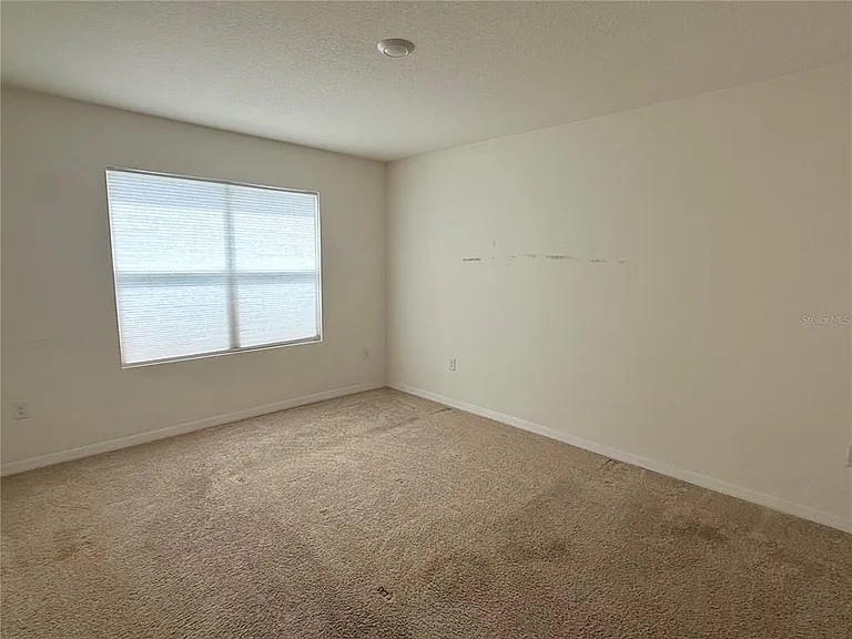 2916 Sunridge Loop — Photo 5