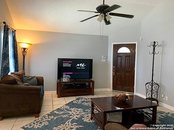 3rd image of 3622 Candlebrook Ln