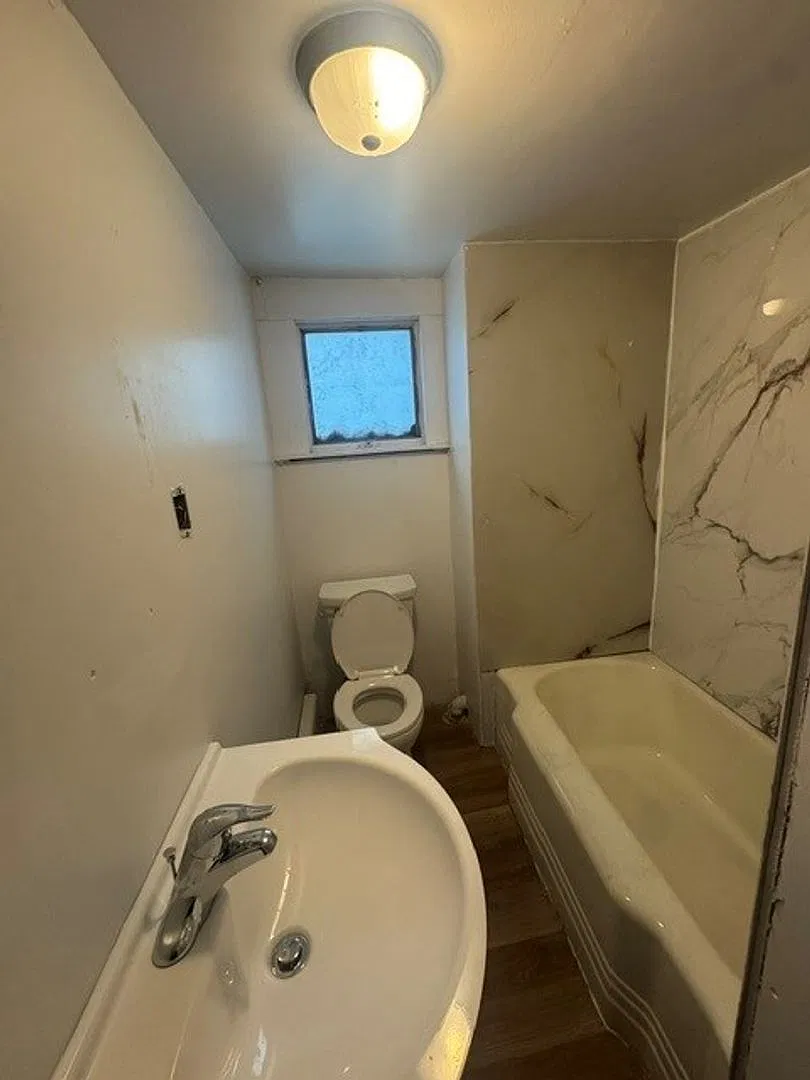 3 bedroom 1 bathroom — Photo 4