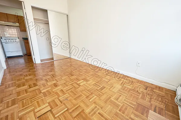 Rented by Genik Group Corp | media 34