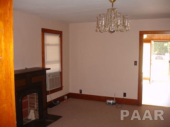 2nd image of 805 S Spruce St