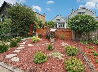 1313 Scoville Ave, Berwyn, IL 60402