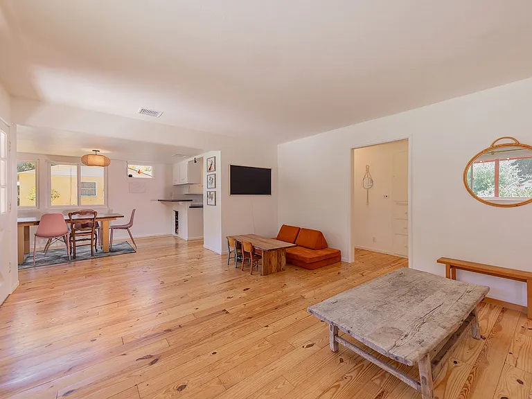 12239 Sisar Rd — Photo 5