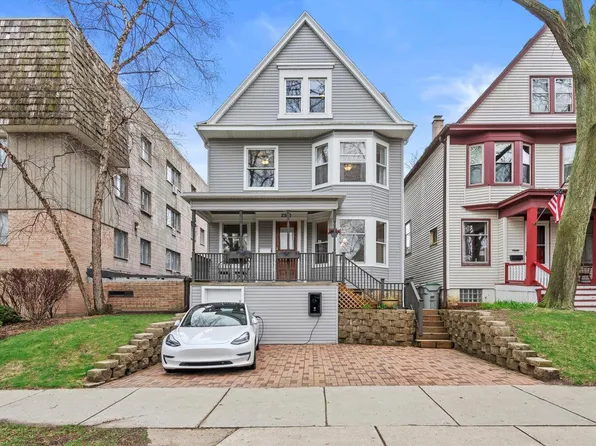 2580 North Frederick AVENUE, Milwaukee, WI 53211