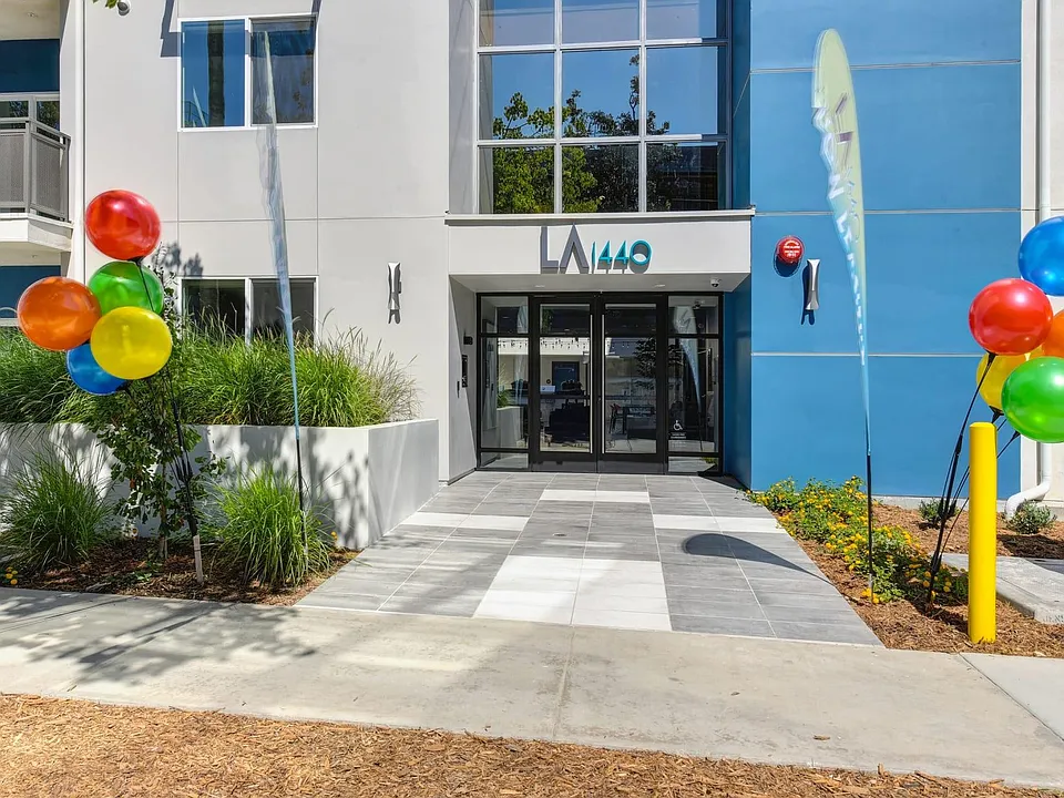 1440 Sunset Residences LLC