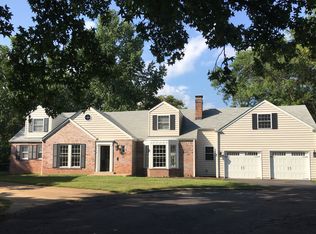 4 Sunset Ln, Saint Louis, MO 63122