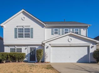 222 Larktree Ln, Fuquay Varina, NC 27526