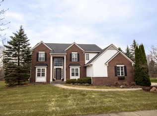 10161 Wellington Dr, Clarkston, MI 48348