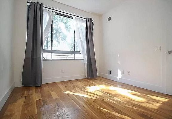 5th image of 194 Stuyvesant Ave #11B