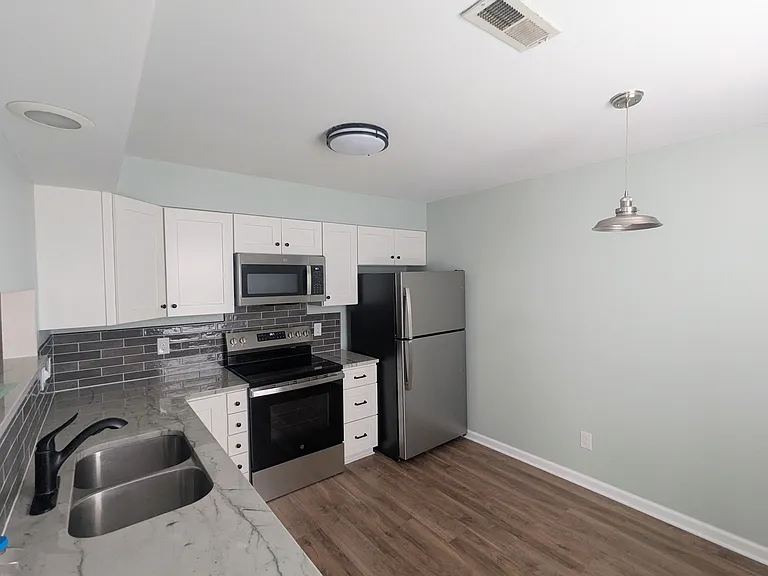 8600 Olde Colony Trl #126 — Photo 11