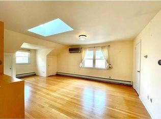 8 Oak St FLOOR 2, Harrison, NY 10528