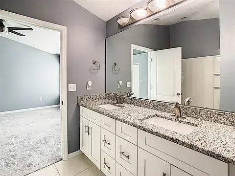 6761 Breezy Palm Dr — Photo 7