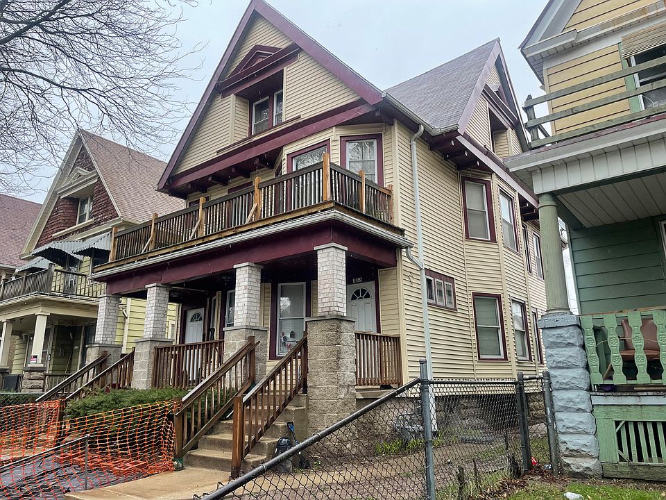 1st image of 3132 N Buffum St #3134