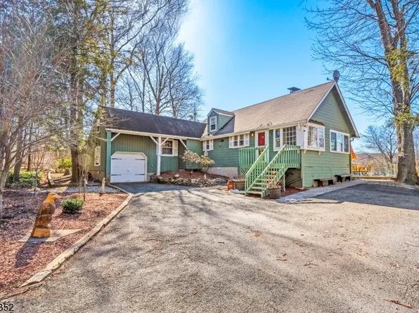 1027 Lakeside Dr, Vernon Twp., NJ 07422