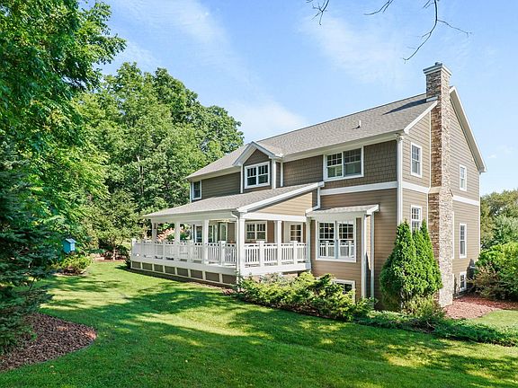 4th image of 608 Bascom Hill Dr