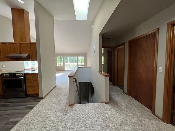 2nd image of 6913 E Crestwood Ct